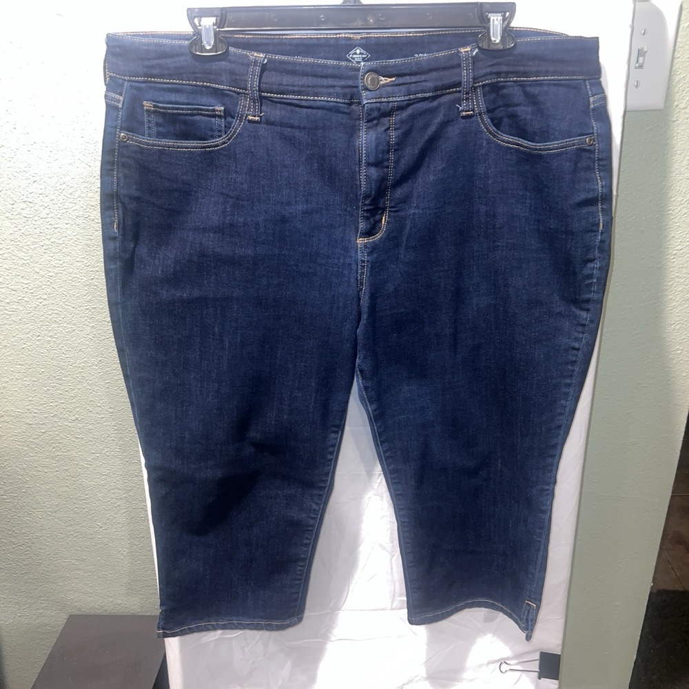 St Johns Bay Womens Dark Blue Denim Stretch Crop Capri Jeans Size 22  22W EUC
